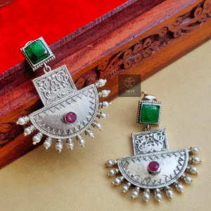 Thea's Silver Look-Alike Chandbali Earrings