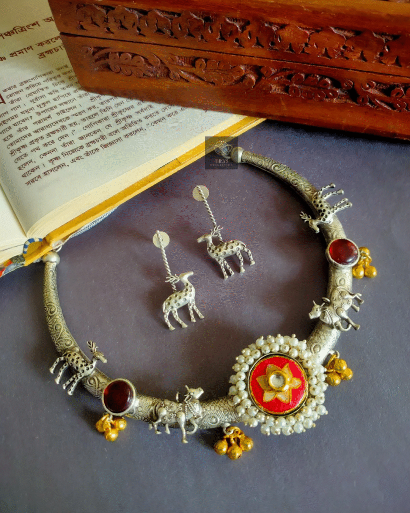Thea's Tribal Hand-Crafted Silver Look-Alike Hashuli Set