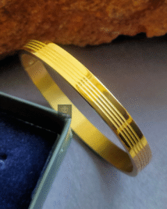Thea's Openable Bangle for Men