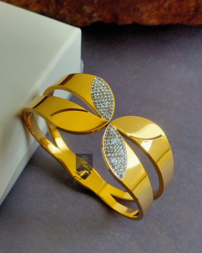 Thea's Floral Front Open Statement Bangle