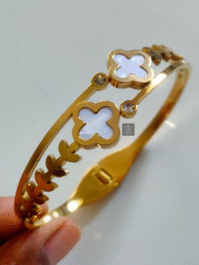 Thea's Floral Bangle with Mother of Pearls