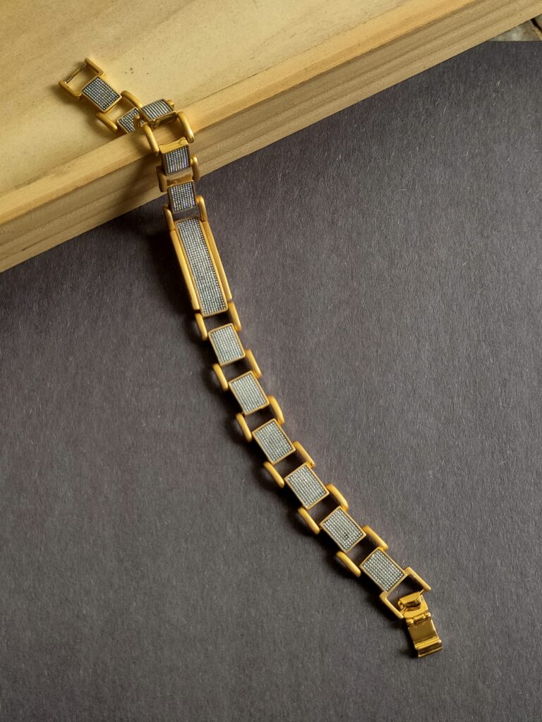 Thea's Anti-Tarnish Men's Chain Bracelet