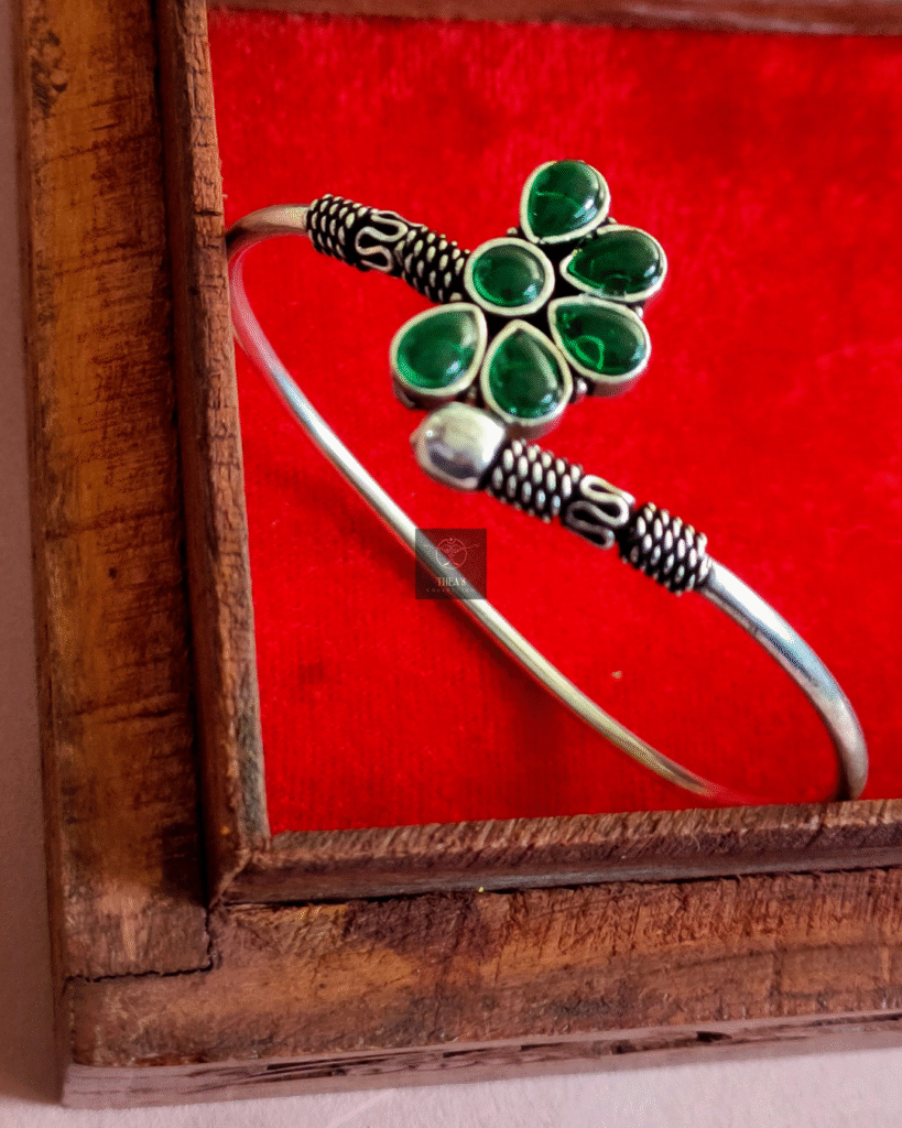 Thea's Silver Look-Alike Green Stone Openable Bangle