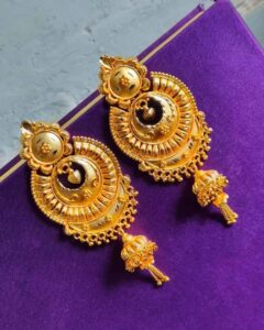 Thea's Gold-Plated Sabeki Statement Earrings