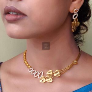Thea's Contemporary Designed Temple Neclace Set