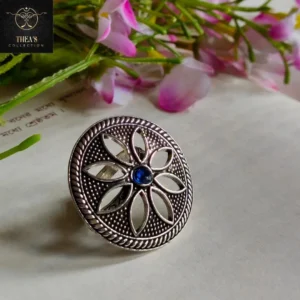 Thea's Floral Motif Adjustable Ring