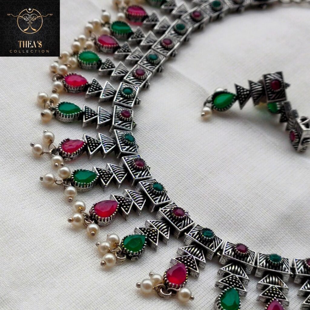 Thea's Silver Look-Alike Stone Necklace Set