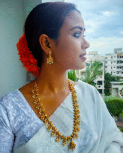 Thea's Antique Royal Aura Temple Necklace Set