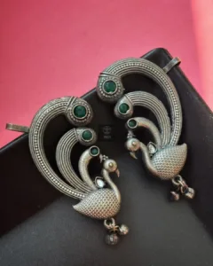 Thea's Silver Looklike Peacock Motif Earcuff