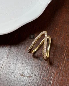 Thea's Viral V Ring
