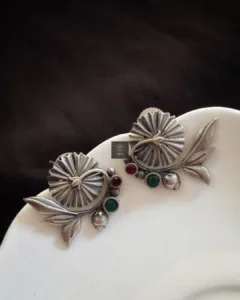 Thea's Vanya Bloom Studs